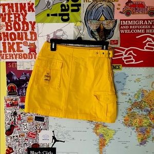 Super cute Forever 21 university gold mini skirt!